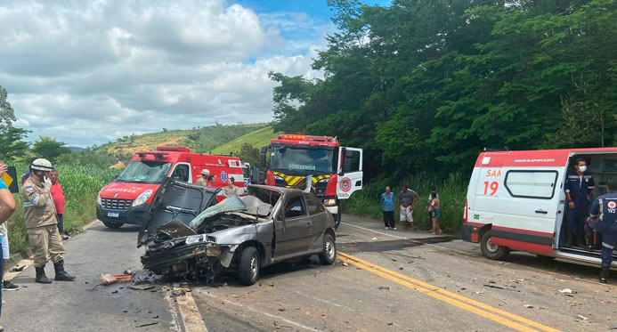 Motorista Morreu Ao Bater De Frente Contra Caminhão Na Br 259 Em